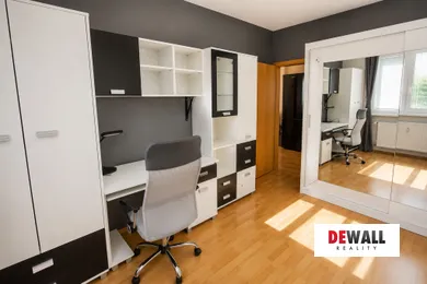 Na prenájom byt v Bratislava-Karlova Ves · €900 · Dokončené