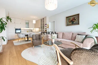Eladó lakások, 3-szobás, Púchov · €279 000