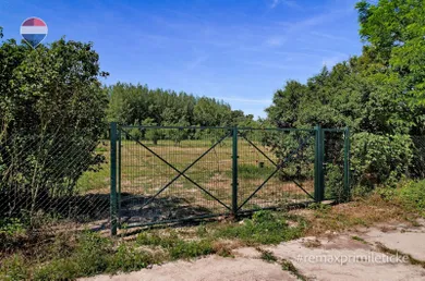Na predaj pozemok v Bratislava-Podunajské Biskupice · €330 000 · Pôvodný stav