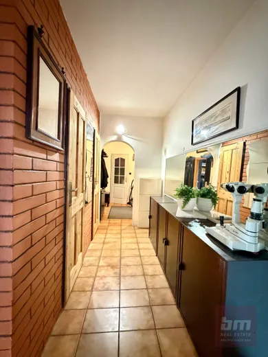 Na predaj 3-izbový byt, 76 m², Bratislava-Lamač, Heyrovského