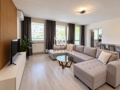 Na predaj 2-izbový byt, 54 m², Košice-Západ, Kežmarská
