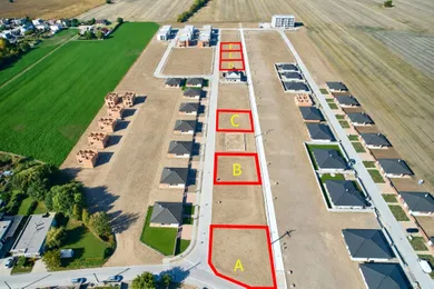 Na predaj pozemok, 550 m², Vydrany, Bez názvu