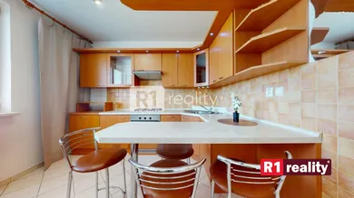 Na predaj 3-izbový byt, 89 m², Piešťany, Mateja Bela