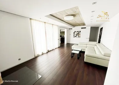 Byty na prenájom 4-izbový, Bratislava-Nové Mesto · €2 700