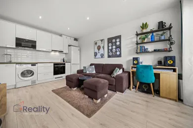 Apartments for sale, 1-room in Bratislava-Karlova Ves · €198,000