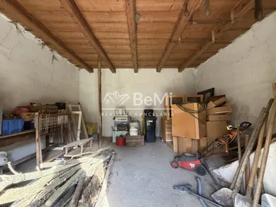 Na predaj 1-izbový dom, 700 m²