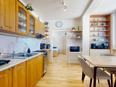 Na predaj 3-izbový byt, 64 m², Pezinok, L.Novomeského