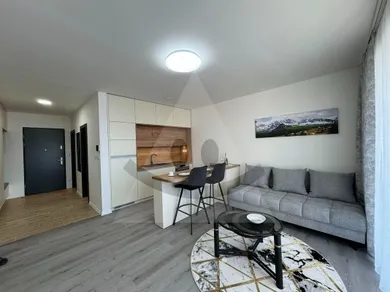 Na prenájom 2-izbový byt, 51 m², Liptovský Mikuláš, Chrenoviská