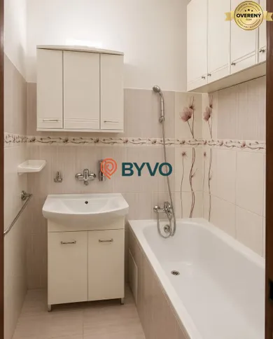 Na predaj 1-izbový byt, 35 m², Trenčín, Juh