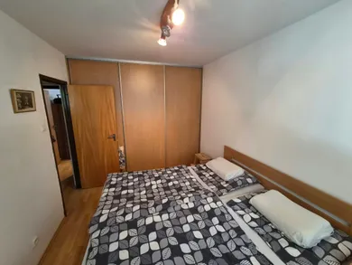 Na predaj 3-izbový byt, 80 m², Šaľa, Orechová