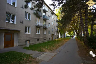 Na prenájom 2-izbový byt, 52 m², Piešťany, Krajinská