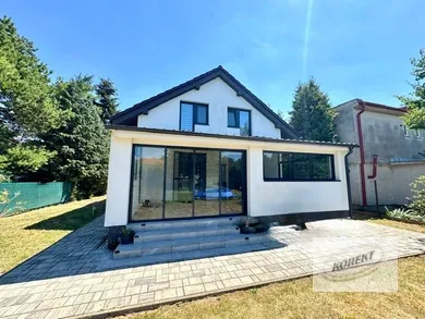 Domy na sprzedaż, 4-pokojowe, Cabaj-Čápor · €283 000