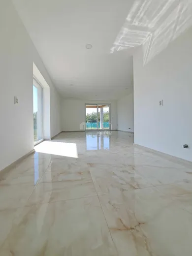 Na predaj dom, 114 m², Čakajovce