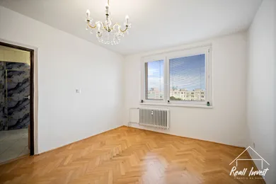 Na predaj 2-izbový byt, 62 m², Trnava, Hospodárska
