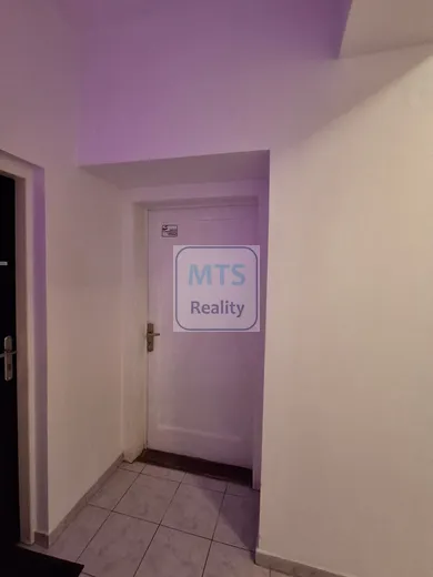 Na prenájom komerčné, 25 m², Martin, Škultétyho