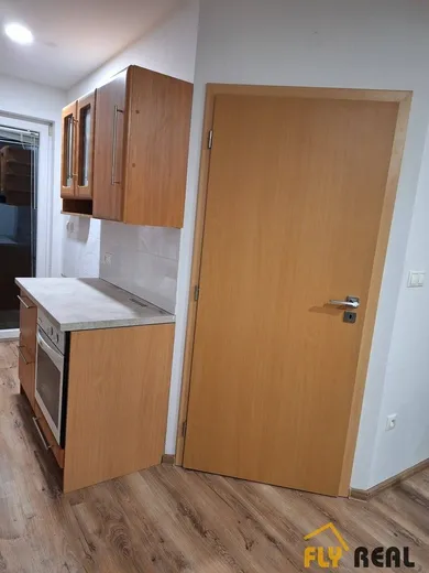 Na prenájom 2-izbový byt, 60 m², Sereď, SNP