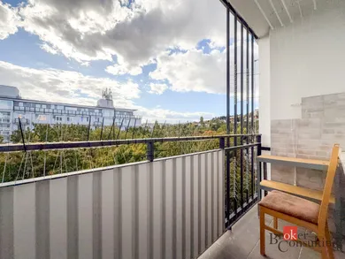 Na prenájom 3-izbový byt, 70 m², Bratislava-Nové Mesto, Mikovíniho