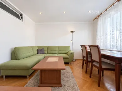 Na prenájom 4-izbový byt, 82 m², Dubnica nad Váhom, Centrum