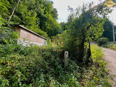 Na predaj pozemok, Myjava