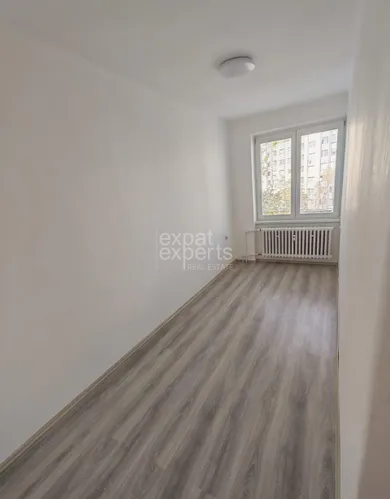 Na prenájom 3-izbový byt, 65 m², Bratislava-Ružinov, Poludníková