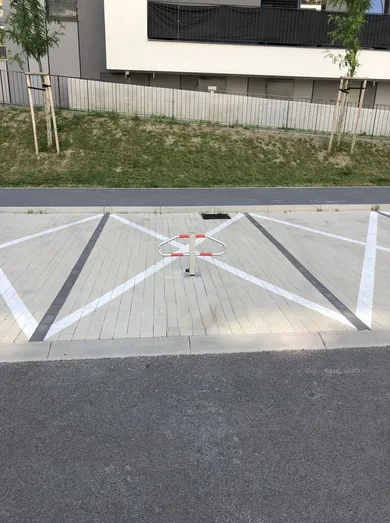 Na prenájom objekt, 13 m², Bratislava-Petržalka, Zuzany Chalupovej