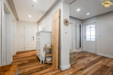 Na predaj 4-izbový byt, 97 m², Babenbergerstraße
