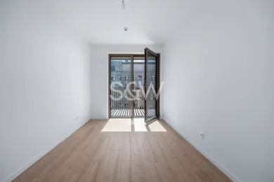 Na predaj 3-izbový byt, 64 m², Bratislava-Ružinov, Mlynské nivy