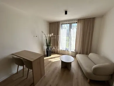 Mieszkania na wynajem, 2-pokojowe, Liptovský Mikuláš · €590