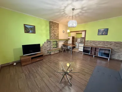 Mieszkania na wynajem, 1-pokojowe, Levice · €570