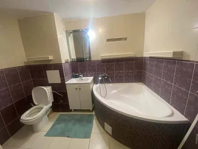 Na predaj 2-izbový byt, 64 m², Tlmače, Školská
