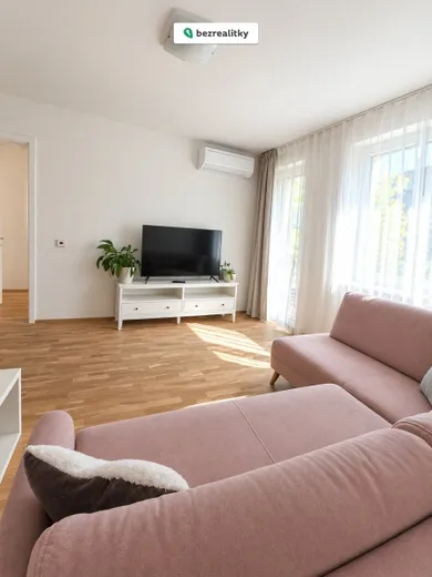 Na predaj 2-izbový byt, 50 m², Bratislava-Záhorská Bystrica