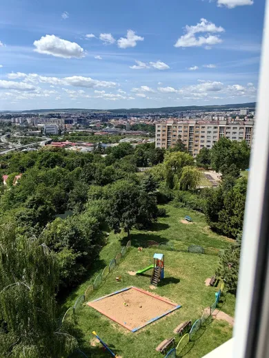Na predaj 4-izbový byt, 79 m², Košice-Dargovských hrdinov, Kpt. Jaroša