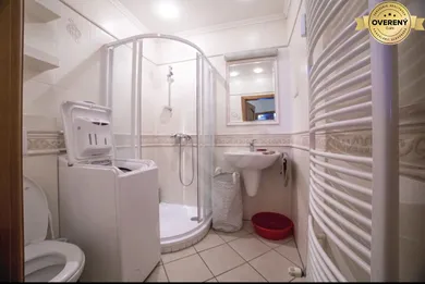 Na predaj 4-izbový byt, 82 m², Bratislava-Ružinov, Krajná
