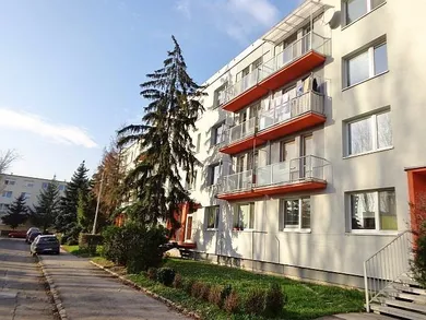 Mieszkania na sprzedaż, 4-pokojowe, Bratislava-Ružinov · €320 000