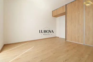 Na predaj 3-izbový byt, 89 m², Púchov, Dlhé lúky