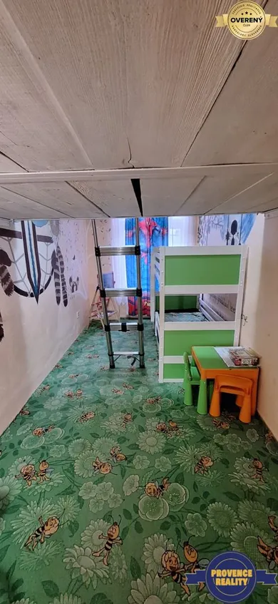 Na predaj 3-izbový byt, 75 m², Komárno, Ul. pohraničná