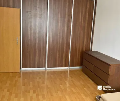 Na predaj 2-izbový byt, 53 m², Bratislava-Ružinov, Rezedová