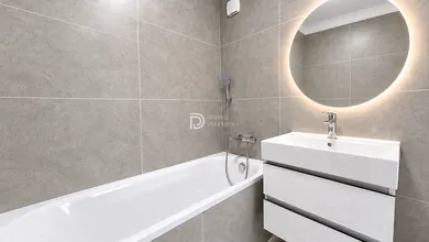 Na predaj 3-izbový byt, 65 m², Bratislava-Dúbravka, Koprivnická