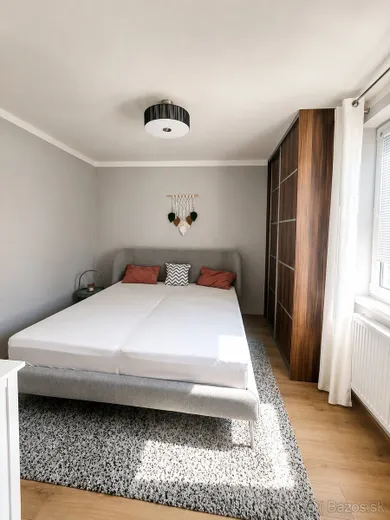 Na predaj 3-izbový byt, 81 m², Vranov nad Topľou, Dobrianského