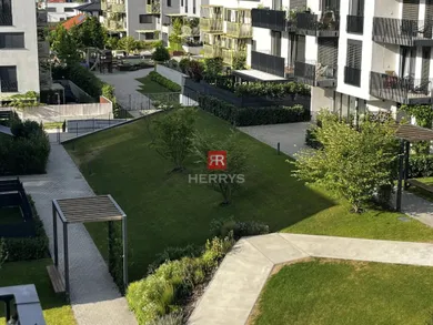 Na prenájom 4-izbový byt, 102 m², Bratislava-Záhorská Bystrica