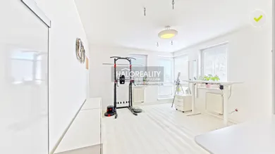 Na prenájom byt v Bratislava-Ružinov · €1 400 · Dokončené