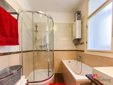 Na prenájom 3-izbový byt, 92 m², Bratislava-Staré Mesto, Gorkého