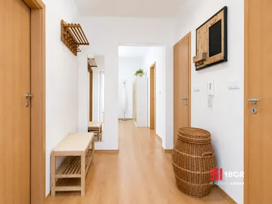 Na prenájom 3-izbový byt, 79 m², Pezinok, Trnavská