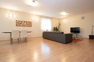 Na prenájom 3-izbový byt, 129 m², Bratislava-Dúbravka, Talichova