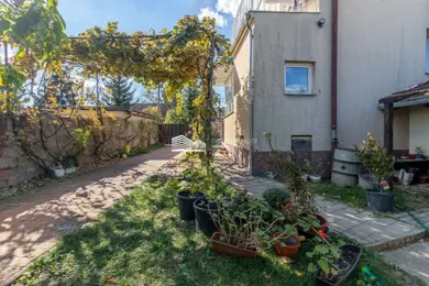 Na predaj dom, 230 m², Budmerice