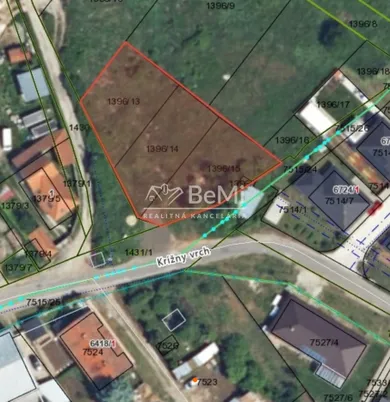 Na predaj pozemok, 400 m², Levice