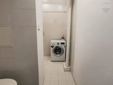 Na prenájom 3-izbový byt, 78 m², Bratislava-Nové Mesto, Riazanská