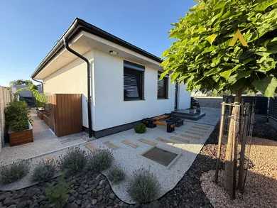 Na predaj 4-izbový dom, 89 m², Kľačany