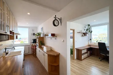 Na predaj 3-izbový byt, 72 m², Skalica, Zápotočná