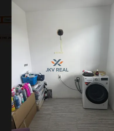 Na predaj 2-izbový byt, 60 m², Bajč